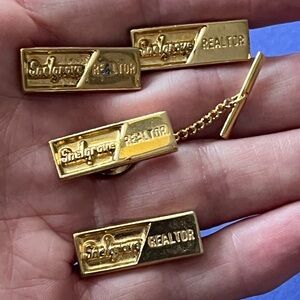 Snelgrove Realtor Cuff Links Tie Bar and Pin Set